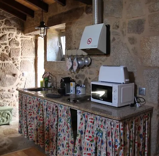 Casa Maria Da Assuncao Дом отдыха Вила-Нова-ди-Сервейра